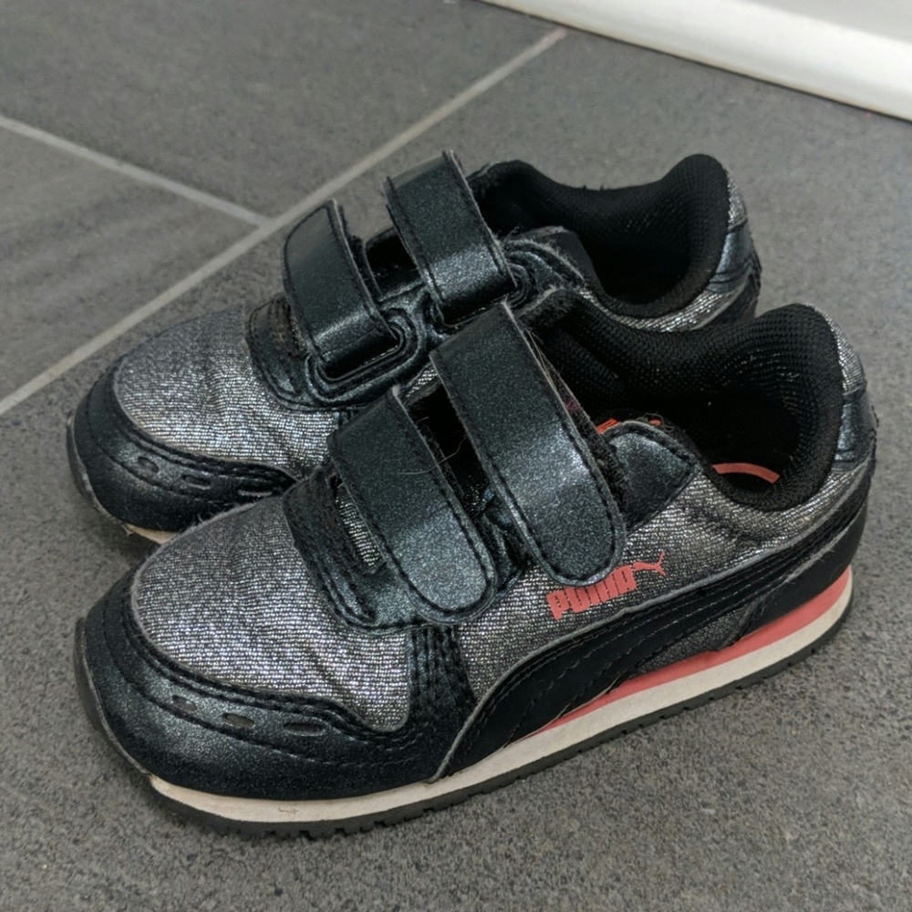 Girls Puma
